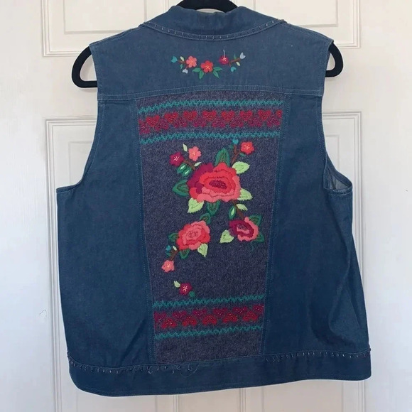 Alfred Dunner Floral Print Denim Vest - Picture 1 of 9